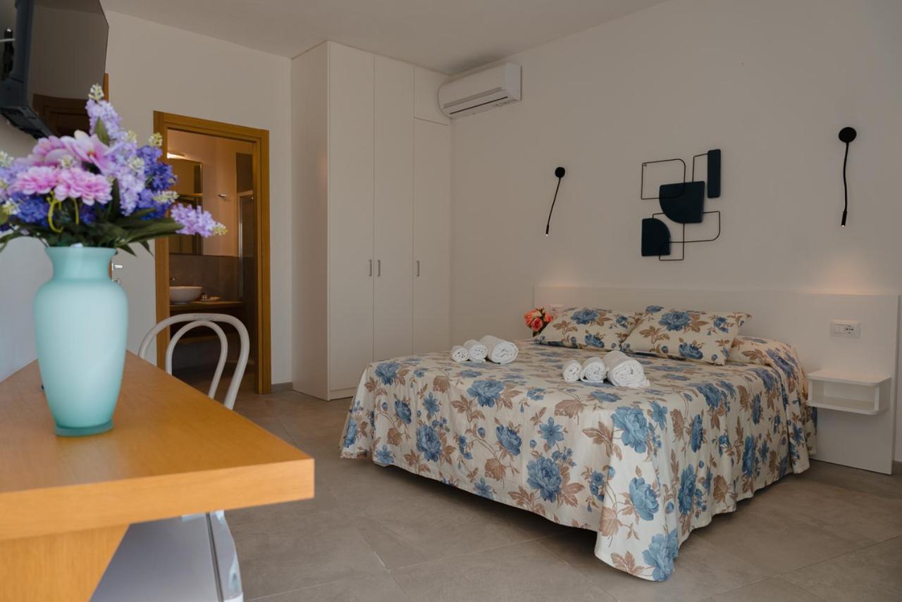 Rooms, Affittacamere Maksim غولفو أرانتْشي المظهر الخارجي الصورة